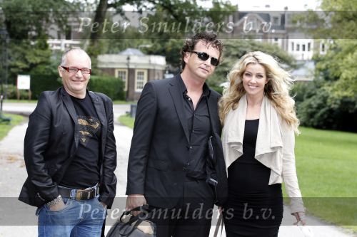 Arnhem 27 augustus 2010
Kiki Classen trouwt/trouwen met Jan Kastelein in de witte villa in het sonsbeek park. Brigitte Nijman met man en hond
Peter Smulders bv