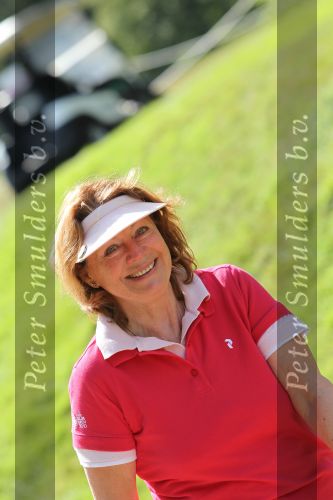 Hilversum, 4 September 2010
KLM Open Charity-Challenge brengt voor WNF met veel BN-ers op de Hilversumsche Golfclub
Bruni Heinke
Foto Peter Smulders BV
