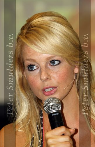 Amsterdam,19 Augustus 2010
Perspresentatie van de musical Petticoat met o.a. Chantal Janzen
Foto Peter Smulders BV