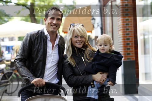 Amsterdam 30 augustus 2010
Chantal Janzen met zoontje James en vriend Marco.
Peter Smulders bv
