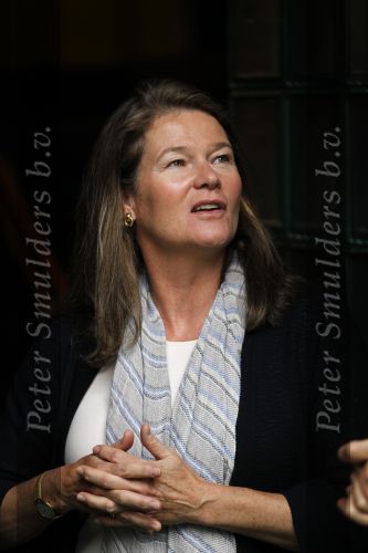 Amsterdam 23 september 2010
Prins Willem Alexander op bezoek in de beurs van Berlage. De dochter van Freddie Heineken Charlene de Carvalho ontvangt hem.
Charlene Heineken
Peter Smulders bv