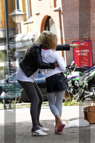 Amsterdam 24 augustus 2010
Danielle Overgaag werkt mee aan candid camera programma van sbs 6 samen met haar hond evert.
Peter Smulders bv