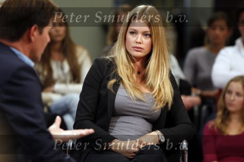 Amsterdam 8 september 2010
Doutzen Kroes wordt geinterviewd door Twan Huydts in het confectie centrum.
Peter Smulders bv