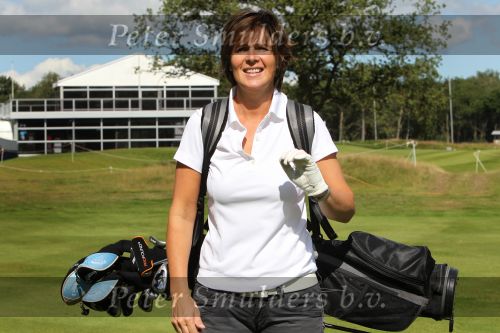 Hilversum, 4 September 2010
KLM Open Charity-Challenge brengt voor WNF met veel BN-ers op de Hilversumsche Golfclub
Elsemieke Havenga
Foto Peter Smulders BV