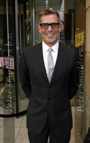 Amsterdam 1 september 2010
Opening Louis Vuitton winkel in de bijenkorf. Erwin Olaf
Peter Smulders bv