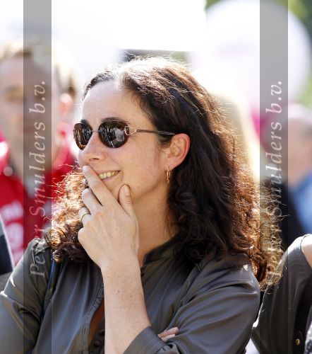 Amsterdam 5 september 2010
Femke Halsema met een vriendin Hanneke Lenkens ( van de stichting mama is ziek.) in het vondelpark.
Peter Smulders bv