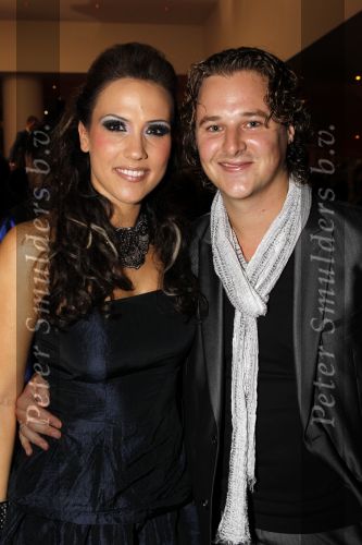 Utrecht 3 september 2010
Premiere We will rock you in het beatrix theater. Floortje idols met vriend
Peter Smulders bv