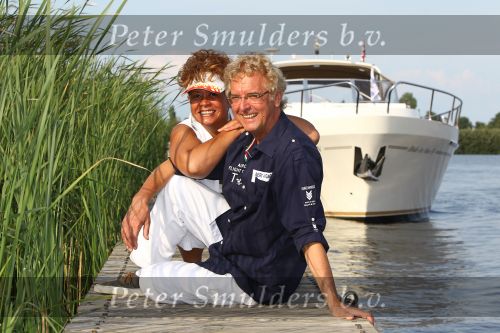Sneek, 9 Augustus 2010
Mirella Jacobs en Frank Mortiers als het duo Frank en Mirella tijdens een optreden in de \