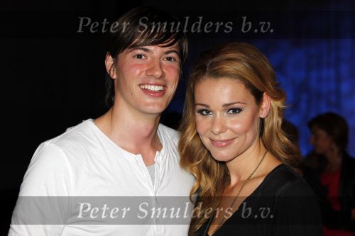 Amsterdam 13 september 2010
Modeshow Jos v Raak bij de westergasfabriek. Froukje de Both met vriend Jeroen
Peter Smulders bv
