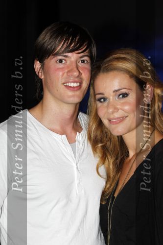 Amsterdam 13 september 2010
Modeshow Jos v Raak bij de westergasfabriek. Froukje de Both met vriend Jeroen
Peter Smulders bv