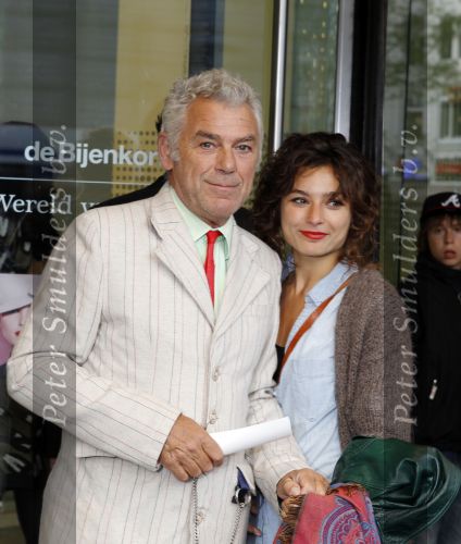 Amsterdam 1 september 2010
Opening Louis Vuitton winkel in de bijenkorf. Hans dagelet met dochter
Peter Smulders bv