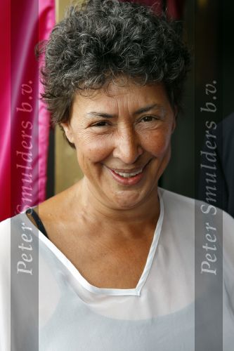 Amsterdam 1 augustus 2010
Premiere Crazy Shopping in carre. Heddy Lester met partner
Peter Smulders bv