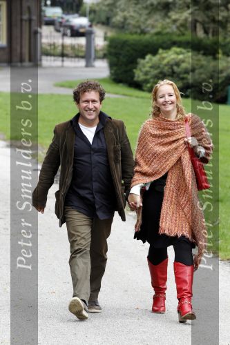 Arnhem 27 augustus 2010
Kiki Classen trouwt/trouwen met Jan Kastelein in de witte villa in het sonsbeek park. Hilke Bierman met vriend Thijs van Aken
Peter Smulders bv