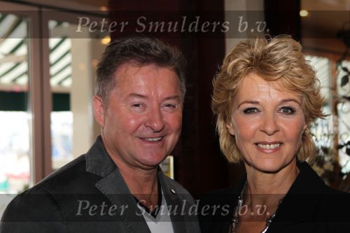 Volendam, 8 September 2010
Uitreiking nieuwe CD van Jan Keizer & Anny Schilder
Jan Keizer en Anny Schilder
Foto Peter Smulders BV