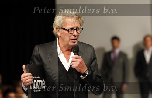 Naarden 20 september 2010
Modeshow kledinglijn Jan des Bouvrie en presentatie van zijn nieuwe boek bij het Arsenaal.
Peter Smulders bv