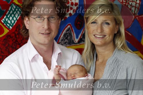 Amsterdam 18 september 2010
Jim de Groot met zijn vrouw Susan en zoon Stijn en dochter Olivia.
Olivia is 3 dagen oud.
Peter Smulders bv