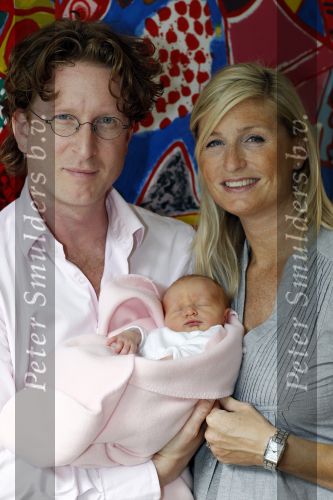 Amsterdam 18 september 2010
Jim de Groot met zijn vrouw Susan en zoon Stijn en dochter Olivia.
Olivia is 3 dagen oud.
Peter Smulders bv