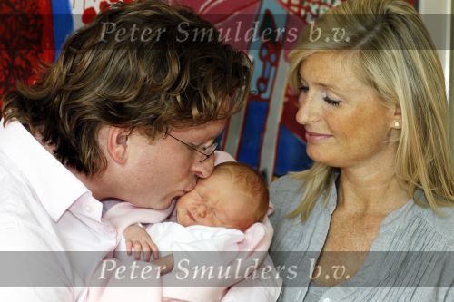 Amsterdam 18 september 2010
Jim de Groot met zijn vrouw Susan en zoon Stijn en dochter Olivia.
Olivia is 3 dagen oud.
Peter Smulders bv