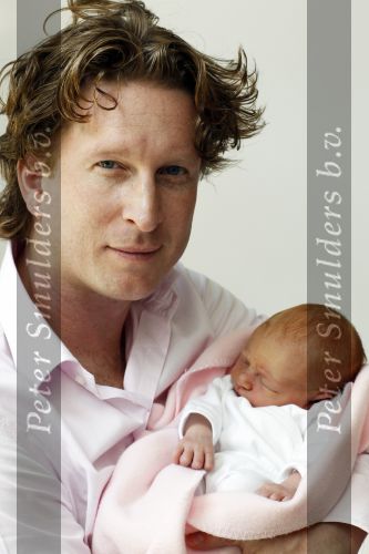 Amsterdam 18 september 2010
Jim de Groot met zijn vrouw Susan en zoon Stijn en dochter Olivia.
Olivia is 3 dagen oud.
Peter Smulders bv