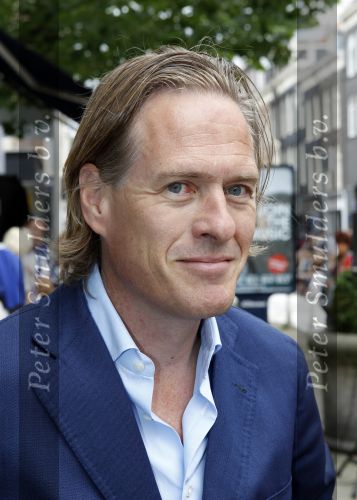 Amsterdam 22 augustus 2010
Grazia PC Catwalk op de pc hooftstraat. Jort Kelder
Peter Smulders bv