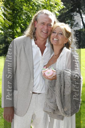 Arnhem 27 augustus 2010
Kiki Classen trouwt/trouwen met Jan Kastelein in de witte villa in het sonsbeek park.
Peter Smulders bv