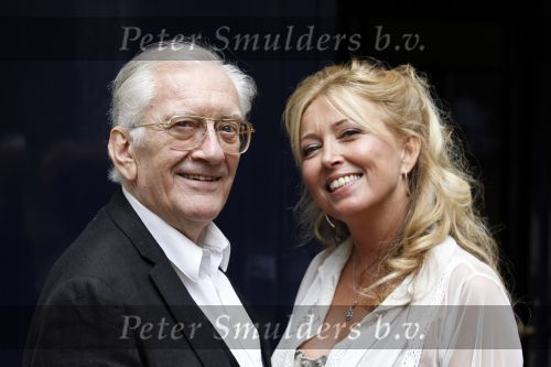 Arnhem 27 augustus 2010
Kiki Classen trouwt/trouwen met Jan Kastelein in de witte villa in het sonsbeek park. Kiki haar vader Edmond Classen en zijn vrouw
Peter Smulders bv