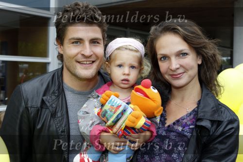 Amsterdam 19 september 2010
Premiere Sesamstraat in de meervaart. Koertjan de Bruijn met vriendin Charlotte en dochter
Peter Smulders bv