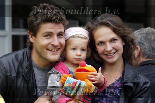 Amsterdam 19 september 2010
Premiere Sesamstraat in de meervaart. Koertjan de Bruijn met vriendin Charlotte en dochter
Peter Smulders bv