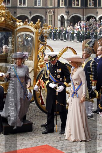 Den Haag 21 september 2010
Prinsjesdag 2010 op het binnenhof en bij paleis Noordeinde. Koningin Beatrix Prins Willem Alexander Prinses Maxima Prins Constantijn Prinses Laurentien Pieter v Vollenhoven en Prinses Margriet
Peter Smulders bv