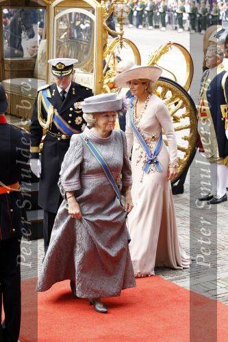 Den Haag 21 september 2010
Prinsjesdag 2010 op het binnenhof en bij paleis Noordeinde. Koningin Beatrix Prins Willem Alexander Prinses Maxima Prins Constantijn Prinses Laurentien Pieter v Vollenhoven en Prinses Margriet
Peter Smulders bv
