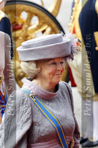 Den Haag 21 september 2010
Prinsjesdag 2010 op het binnenhof en bij paleis Noordeinde. Koningin Beatrix Prins Willem Alexander Prinses Maxima Prins Constantijn Prinses Laurentien Pieter v Vollenhoven en Prinses Margriet
Peter Smulders bv