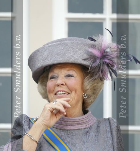 Den Haag 21 september 2010
Prinsjesdag 2010 op het binnenhof en bij paleis Noordeinde. Koningin Beatrix Prins Willem Alexander Prinses Maxima Prins Constantijn Prinses Laurentien Pieter v Vollenhoven en Prinses Margriet
Peter Smulders bv