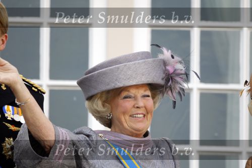 Den Haag 21 september 2010
Prinsjesdag 2010 op het binnenhof en bij paleis Noordeinde. Koningin Beatrix Prins Willem Alexander Prinses Maxima Prins Constantijn Prinses Laurentien Pieter v Vollenhoven en Prinses Margriet
Peter Smulders bv