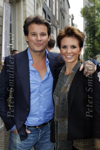 Amsterdam 7 september 2010
Modeshow Claes Iversen bij Felix Meritis. Leontine Borsato met Leco v Zadelhoff
Peter Smulders bv