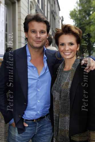 Amsterdam 7 september 2010
Modeshow Claes Iversen bij Felix Meritis. Leontine Borsato met Leco v Zadelhoff
Peter Smulders bv