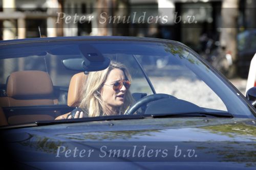 Amsterdam 6 september 2010
Lieke v Lexmond in haar BMW cabrio.
Peter Smulders bv