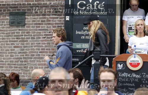 Amsterdam 19 september 2010
Dam tot Dam loop . Mark v Eeuwen en Lieke v Lexmond
Peter Smulders bv