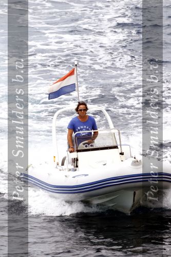 Ibiza 26 juli 2010
Marco Leontien Mary Luca Jada en Senna Borsato op vakantie op ibiza. Marco heeft daar een zodiac boot liggen waar hij veel mee gaat varen.
Peter Smulders bv
