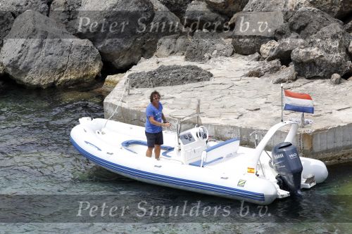 Ibiza 26 juli 2010
Marco Leontien Mary Luca Jada en Senna Borsato op vakantie op ibiza. Marco heeft daar een zodiac boot liggen waar hij veel mee gaat varen.
Peter Smulders bv