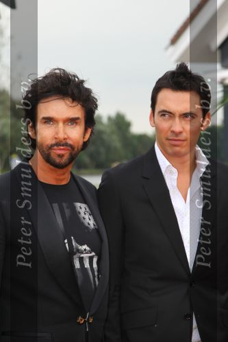 Aalsmeer, 16 Augustus 2010
Single & Fabulous Awards 2010
Mari v d Ven met partner
Foto Peter Smulders BV