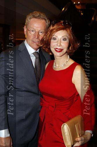 Noordwijk 27 augustus 2010
Jackie Summer fair bij Huis ter Duin. Marijke Helwegen met man
Peter Smulders bv