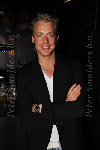 Amsterdam 1 juli 2010
Presentatie nieuwe Samsung telefoon in Club air. Mark v Eeuwen
Peter Smulders bv