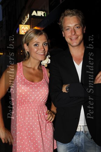 Amsterdam 1 juli 2010
Presentatie nieuwe Samsung telefoon in Club air. Mark v Eeuwen met Gigi Ravelli
Peter Smulders bv