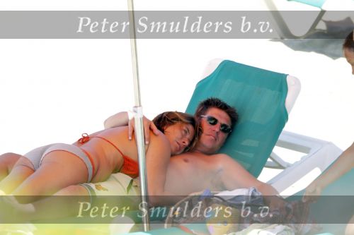 Ibiza 31 juli 2010
Martijn en Amanda Krabbe met hun kinderen en aupair op vakantie op ibiza.
Peter Smulders bv