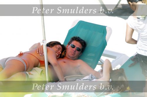 Ibiza 31 juli 2010
Martijn en Amanda Krabbe met hun kinderen en aupair op vakantie op ibiza.
Peter Smulders bv
