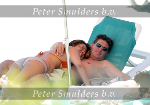 Ibiza 31 juli 2010
Martijn en Amanda Krabbe met hun kinderen en aupair op vakantie op ibiza.
Peter Smulders bv
