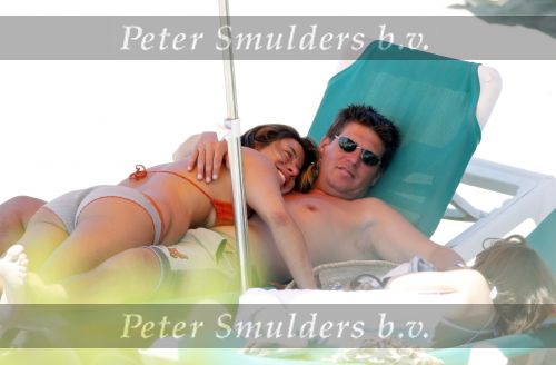 Ibiza 31 juli 2010
Martijn en Amanda Krabbe met hun kinderen en aupair op vakantie op ibiza.
Peter Smulders bv