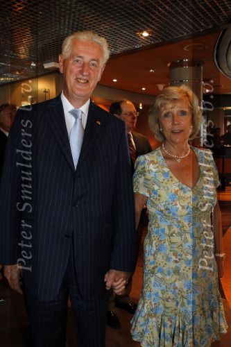 Venetie 4 juli 2010
Prinses Maxima doopt de nieuwe Amsterdam cruiseschip van de Holland America Line in Venetie. Martin Schroder met zijn vrouw
Peter Smulders bv