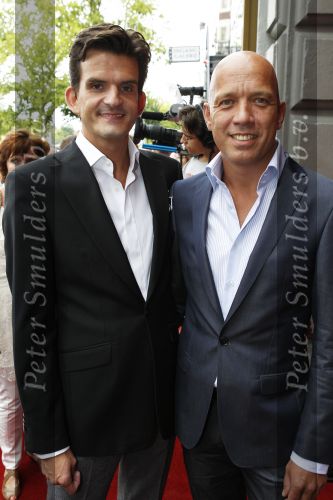 Amsterdam 1 augustus 2010
Premiere Crazy Shopping in carre. Maurice Wijnen met vriend
Peter Smulders bv