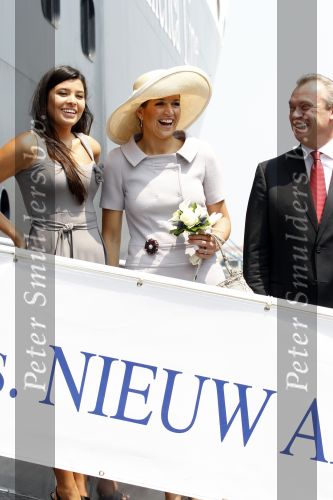 Venetie 4 juli 2010
Prinses Maxima doopt de nieuwe Amsterdam cruiseschip van de Holland America Line in Venetie.
Peter Smulders bv